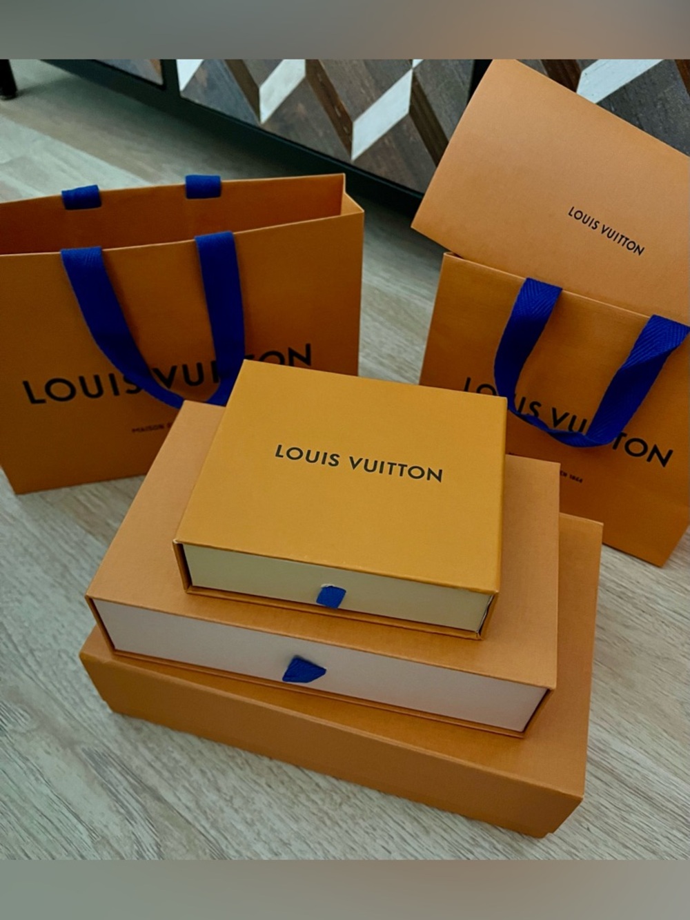 Authentic Louis Vuitton Lot Boxes, Shopping Bags & Gift Envelope Multiple Sizes
